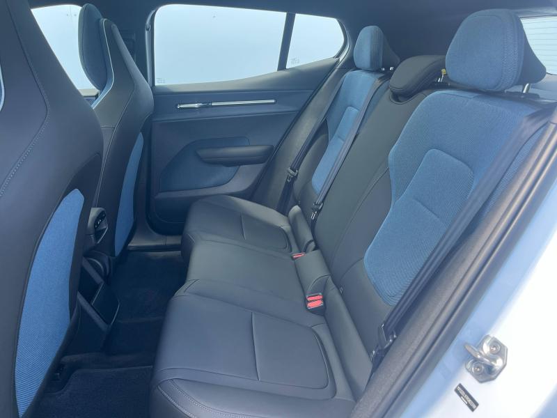 VOLVO EX30 Single Extended Range 272ch Ultra
