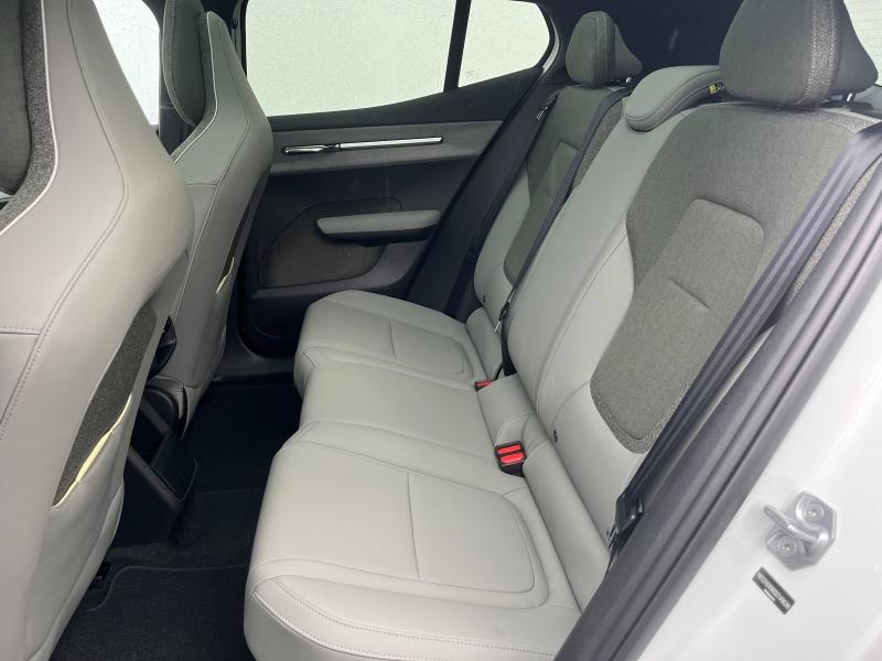 VOLVO EX30 Cross Country Twin Performance 428ch Ultra