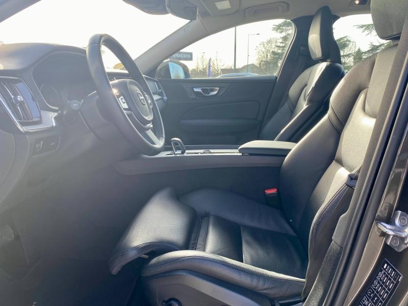 VOLVO V60 Cross Country B4 AWD 197ch Pro Geartronic