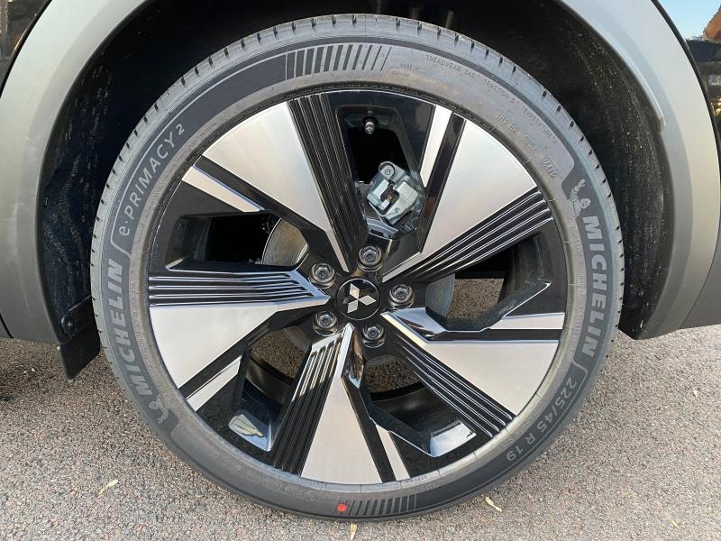 MITSUBISHI Grandis 1.8 MPI HEV 158ch Intense