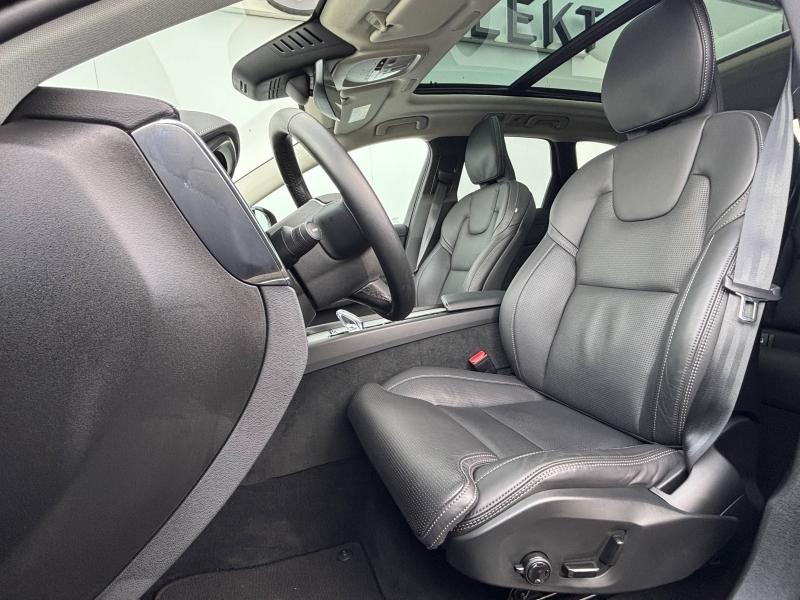 VOLVO XC60 T6 Hybride Rechargeable 253 + 145ch Ultra Style Dark Geartronic 8 AWD
