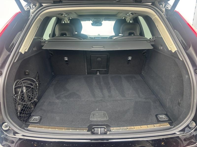 VOLVO XC60 T6 Hybride Rechargeable 253 + 145ch Ultra Style Dark Geartronic 8 AWD