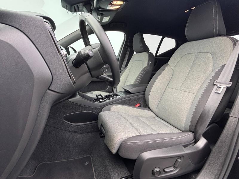 VOLVO XC40 B3 163ch Plus DCT 7